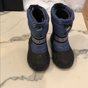 Toddler size 7 sorel winter waterproof boots